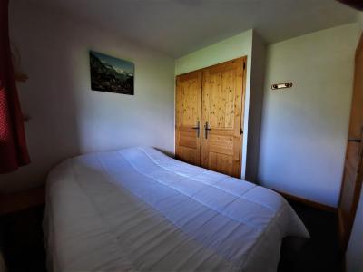 Rent in ski resort 2 room apartment cabin 4-6 people (102) - Les Côtes d'Or Chalet Argentière - Les Menuires - Bedroom