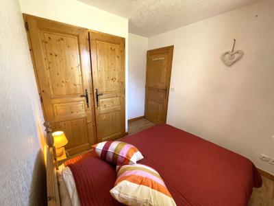 Location au ski Appartement 2 pièces cabine 2-4 personnes (002) - Les Côtes d'Or Chalet Argentière - Les Menuires - Chambre