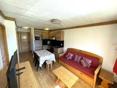 Location au ski Appartement 2 pièces cabine 2-4 personnes (002) - Les Côtes d'Or Chalet Argentière - Les Menuires - Séjour