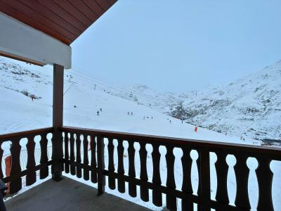 Ski verhuur Appartement duplex 4 kamers 6-8 personen (403) - Les Côtes d'Or Chalet Bossons - Les Menuires - Buiten winter