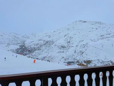 Ski verhuur Appartement duplex 4 kamers 6-8 personen (403) - Les Côtes d'Or Chalet Bossons - Les Menuires - Buiten winter