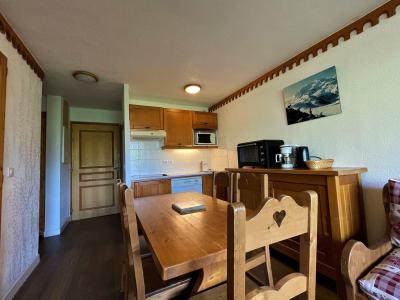 Rent in ski resort 2 room apartment cabin 4-6 people (002) - Les Côtes d'Or Chalet Bossons - Les Menuires - Kitchen