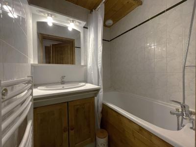 Rent in ski resort 4 room apartment 6 people (404) - Les Côtes d'Or Chalet Bossons - Les Menuires