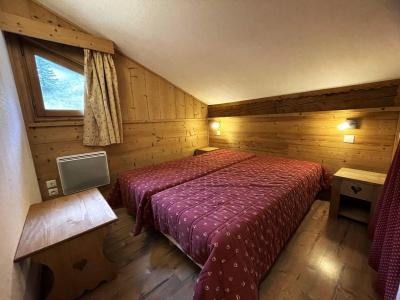 Ski verhuur Appartement 4 kamers 6 personen (404) - Les Côtes d'Or Chalet Bossons - Les Menuires - Kamer