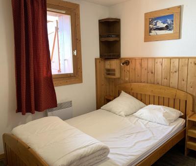 Rent in ski resort 2 room apartment cabin 4-6 people (312) - Les Côtes d'Or Chalet Courmayeur - Les Menuires - Bedroom