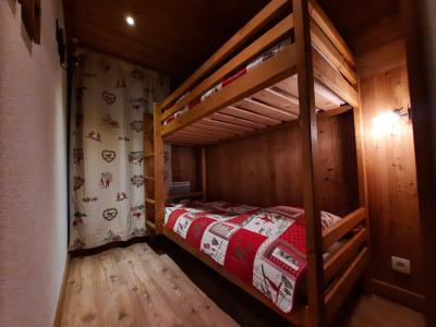 Rent in ski resort 4 room apartment 6-8 people (321) - Les Côtes d'Or Chalet Courmayeur - Les Menuires - Bedroom