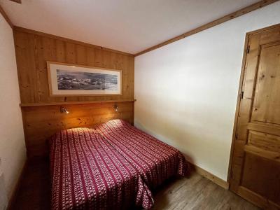 Rent in ski resort 4 room apartment 8 people (323) - Les Côtes d'Or Chalet Courmayeur - Les Menuires - Bedroom