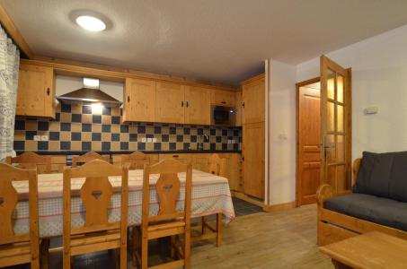 Rent in ski resort 4 room apartment 8 people (323) - Les Côtes d'Or Chalet Courmayeur - Les Menuires - Kitchen