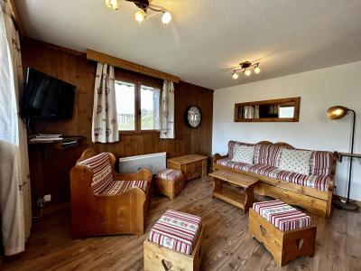 Ski verhuur Appartement 4 kamers 6-8 personen (321) - Les Côtes d'Or Chalet Courmayeur - Les Menuires - Woonkamer