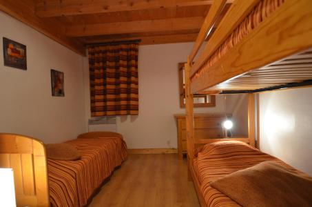 Location au ski Appartement duplex 4 pièces 8-10 personnes (342) - Les Côtes d'Or Chalet Courmayeur - Les Menuires - Chambre