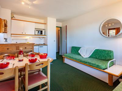 Rent in ski resort 2 room apartment 4 people (3) - Nécou - Les Menuires - Apartment
