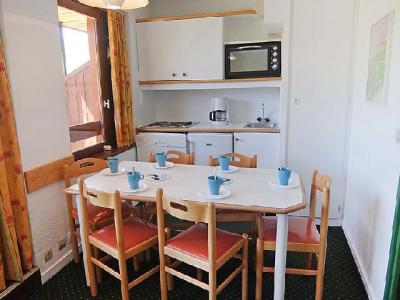 Rent in ski resort 2 room apartment 6 people (1) - Nécou - Les Menuires - Living room