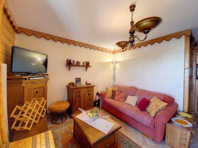Rent in ski resort 3 room apartment 6 people (0012) - Résidence Ancolie - Les Menuires - Living room