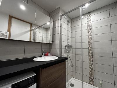 Location au ski Appartement 2 pièces 4 personnes (719) - Résidence Aravis - Les Menuires - Salle de douche