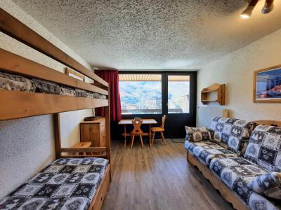 Rent in ski resort Studio 3 people (207) - Résidence Aravis - Les Menuires - Living room