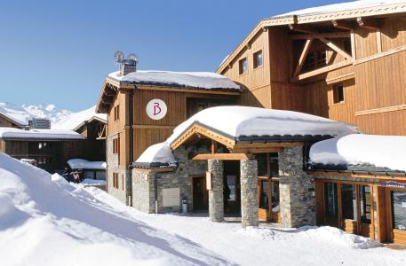 Аренда на лыжном курорте Résidence Belambra Club le Hameau des Airelles - Les Menuires - зимой под открытым небом