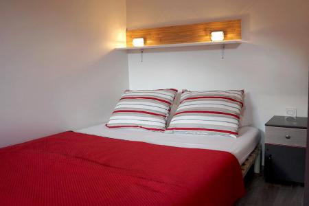 Rent in ski resort 2 room apartment 4 people (328) - Résidence Boedette D - Les Menuires - Bedroom