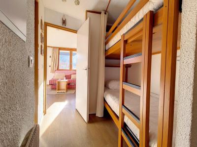 Rent in ski resort Studio cabin 4 people (134) - Résidence Boedette D - Les Menuires - Apartment