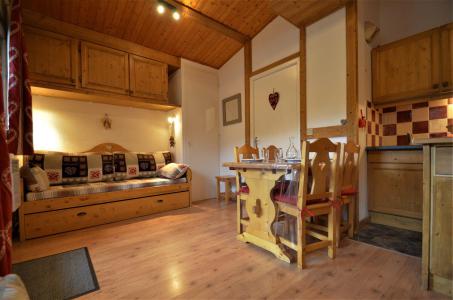 Alquiler al esquí Apartamento cabina para 4 personas - Résidence Carlines - Les Menuires - Estancia