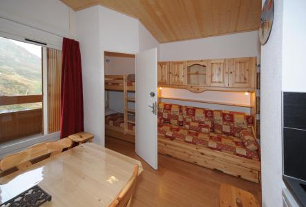 Ski verhuur Studio cabine 4 personen (081) - Résidence Carlines II - Les Menuires - Woonkamer