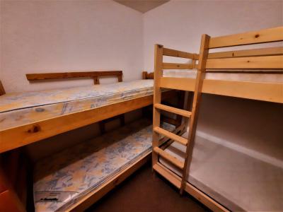 Skiverleih 2-Zimmer-Holzhütte für 5 Personen (514) - Résidence Charmette - Les Menuires - Schlafzimmer