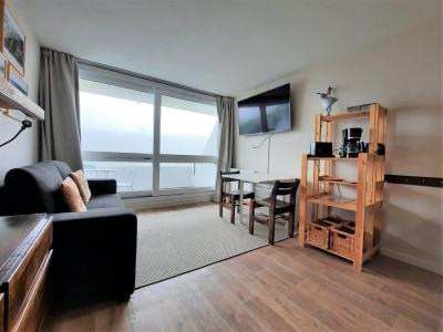 Rent in ski resort Studio 2 people (410) - Résidence Combes - Les Menuires - Living room