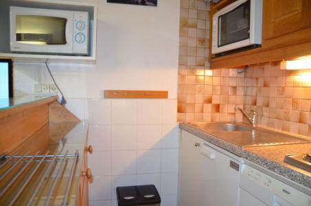 Rent in ski resort Studio 3 people (810) - Résidence Combes - Les Menuires - Kitchenette