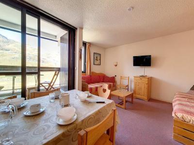 Rent in ski resort 2 room apartment sleeping corner 6 people (342) - Résidence Coryles A - Les Menuires - Living room