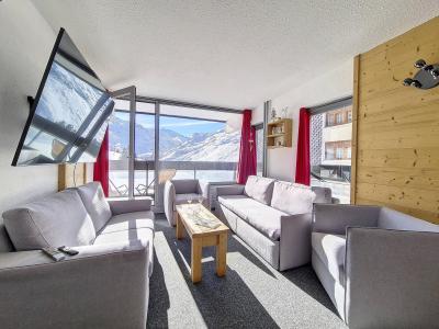 Ski verhuur Appartement 3 kamers 6 personen (201) - Résidence Dorons - Les Menuires - Woonkamer