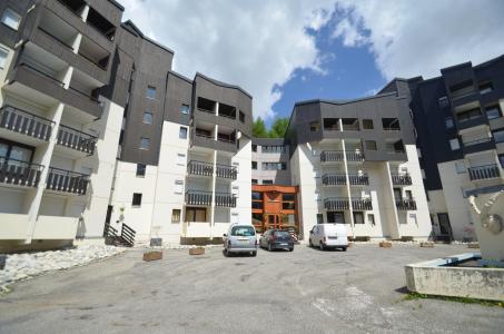 Rent in ski resort Résidence Gentianes - Les Menuires - Inside