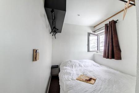 Rent in ski resort 2 room apartment 4 people (54) - Résidence Jettay - Les Menuires - Bedroom