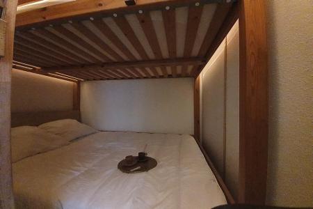 Rent in ski resort 2 room apartment 4 people (54) - Résidence Jettay - Les Menuires - Bedroom