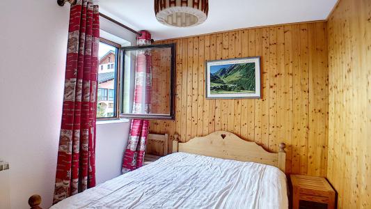Rent in ski resort 4 room duplex apartment 8 people (93) - Résidence Jettay - Les Menuires - Bedroom