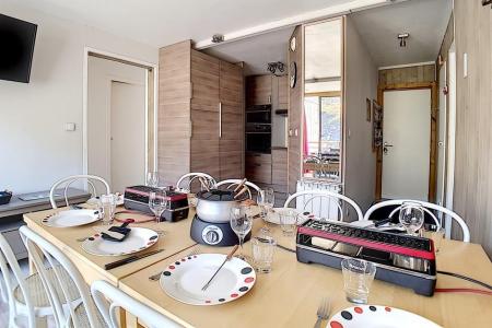 Skiverleih 4-Zimmer-Appartment für 8 Personen (45) - Résidence la Biellaz - Les Menuires - Wohnzimmer