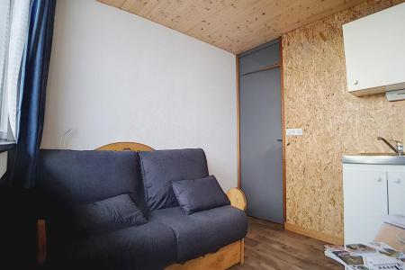 Rent in ski resort Studio 2 people (31) - Résidence la Vanoise - Les Menuires - Living room