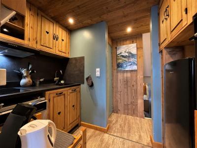 Rent in ski resort 2 room duplex apartment 5 people (32) - Résidence Lauzes - Les Menuires - Kitchen