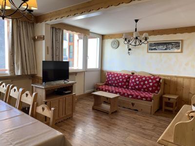 Ski verhuur Appartement duplex 2 kamers 6 personen (03) - Résidence Lauzes - Les Menuires - Woonkamer