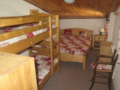 Rent in ski resort 2 room mezzanine apartment 7 people (C136) - Résidence le Jettay - Les Menuires - Bedroom