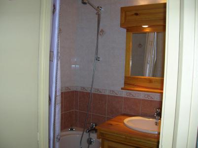 Ski verhuur Appartement 2 kamers 6 personen (A7) - Résidence le Jettay - Les Menuires - Badkamer