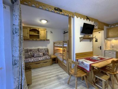 Ski verhuur Studio bergnis 4 personen (B35) - Résidence le Jettay - Les Menuires - Woonkamer
