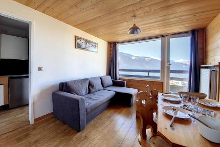 Rent in ski resort 2 room apartment 4 people (338) - Résidence le Lac du Lou - Les Menuires - Living room