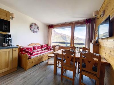Rent in ski resort 2 room apartment cabin 5 people (538) - Résidence le Lac du Lou - Les Menuires - Living room