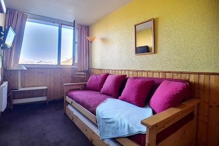 Rent in ski resort 2 room apartment 4 people (116) - Résidence le Median - Les Menuires - Living room