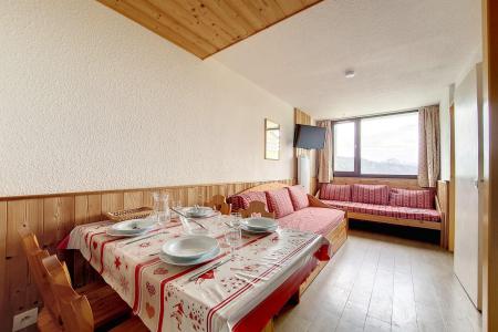 Rent in ski resort 2 room apartment 4 people (218) - Résidence le Median - Les Menuires - Living room