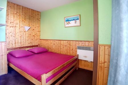 Skiverleih 2-Zimmer-Appartment für 4 Personen (116) - Résidence le Median - Les Menuires - Schlafzimmer