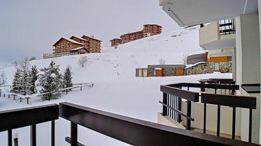 Rent in ski resort Studio sleeping corner 3 people (222) - Résidence le Median - Les Menuires - Winter outside