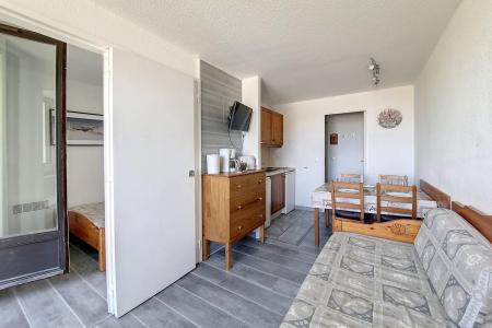 Ski verhuur Appartement 2 kamers 4 personen (118) - Résidence le Median - Les Menuires - Woonkamer