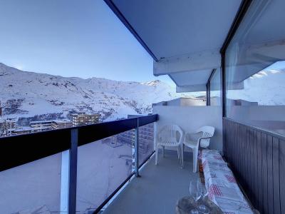 Rent in ski resort Studio 2 people (72) - Résidence le Pelvoux - Les Menuires - Winter outside