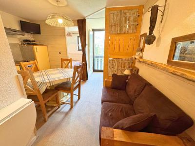 Rent in ski resort Studio sleeping corner 4 people (2508) - Résidence le Ski Soleil - Les Menuires - Living room