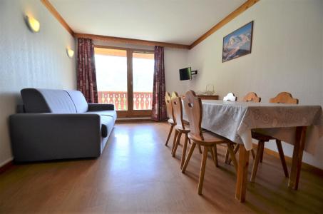 Rent in ski resort 4 room apartment 8 people (915) - Résidence le Valmont - Les Menuires - Living room